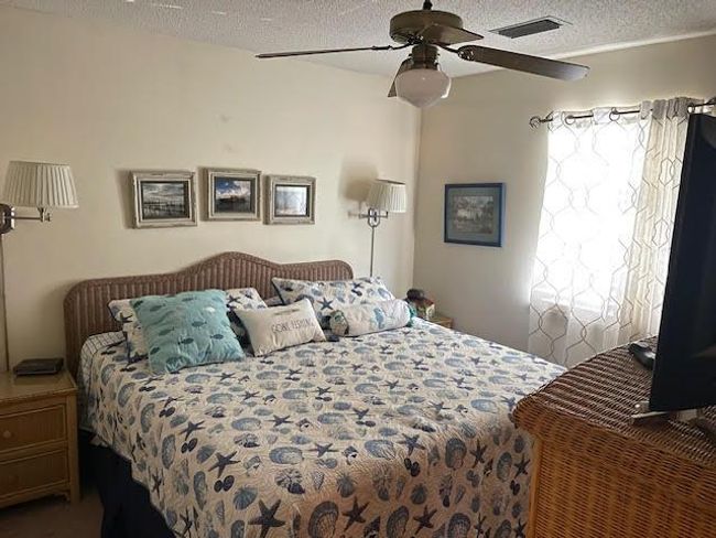 515 W Sawyer St, House other with 3 bedrooms, 3 bathrooms and 6 parking in St. George Island FL | Image 21