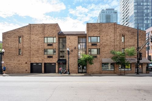 1143 Wells St, Chicago, IL, 60610-2524 | Card Image