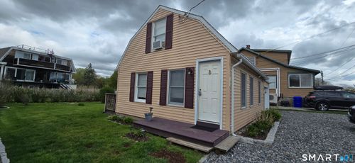 42 Noble Ave, Groton, CT, 06340-5625 | Card Image