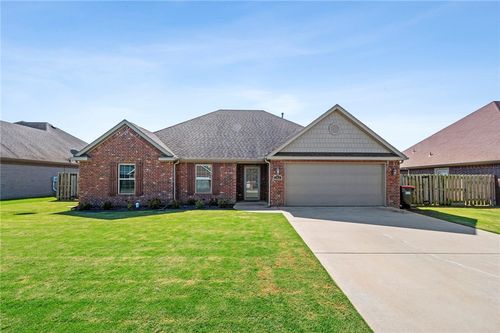 783 Amethyst Ave, Bethel Heights, AR, 72764-9098 | Card Image