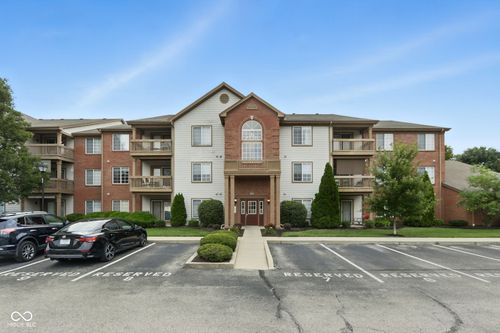 apt-311-8921 Hunters Creek Dr, Indianapolis, IN, 46227-2950 | Card Image