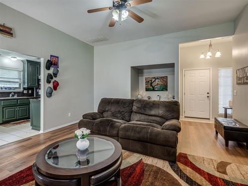 410 Harvest Hills, Harrah, OK, 73045 | Card Image