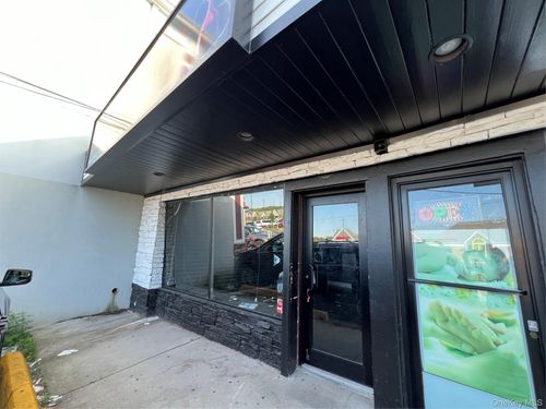 144-142-146 Shore Rd, Port Washington, NY, 11050-2205 | Card Image