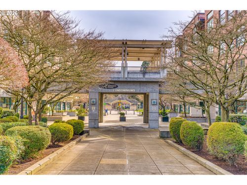 236e-300 W 8th St, Vancouver, WA, 98660-3435 | Card Image