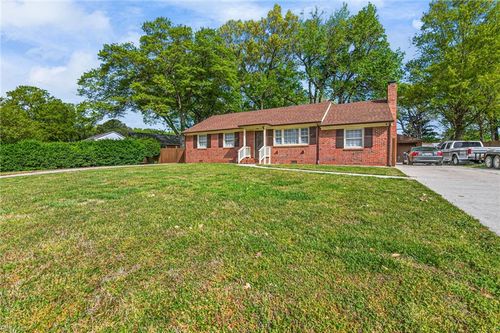 4616 Mallard Crescent, Portsmouth, VA, 23703 | Card Image