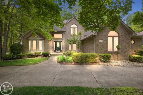 53291 Shanelle Lane, Shelby Charter Township, MI, 48315 | Card Image
