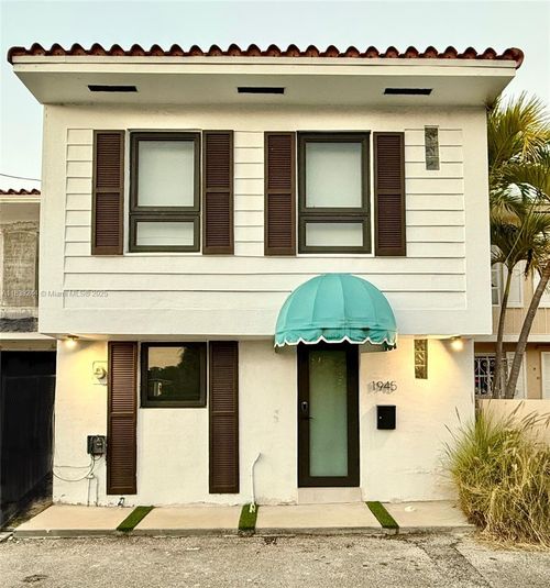 1945 Ne 123rd St, North Miami, FL, 33181-2804 | Card Image