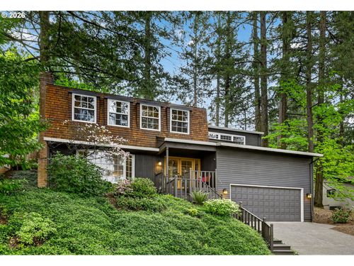 137 Del Prado St, Lake Oswego, OR, 97035-1313 | Card Image
