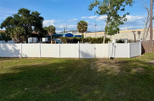 1455 Laconia Dr E, Clearwater, FL, 33764-2770 | Card Image