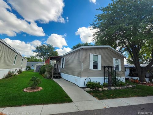43104 Riviera Ave, Sterling Heights, MI, 48314-2345 | Card Image