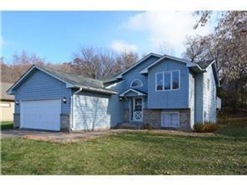 19057 Dodge St Nw, Elk River, MN, 55330-2870 | Card Image