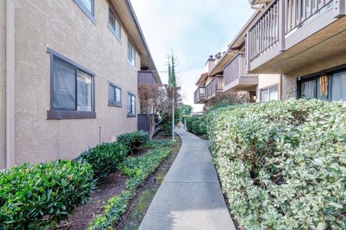 22-15065 Hesperian Blvd, San Leandro, CA, 94578-3542 | Card Image