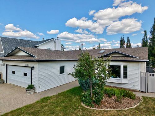10501 83 Street, Peace River, AB, T8S1M8 | Card Image