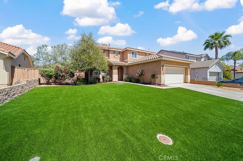 7606 Isla St, Hemet, CA, 92545-9175 | Card Image