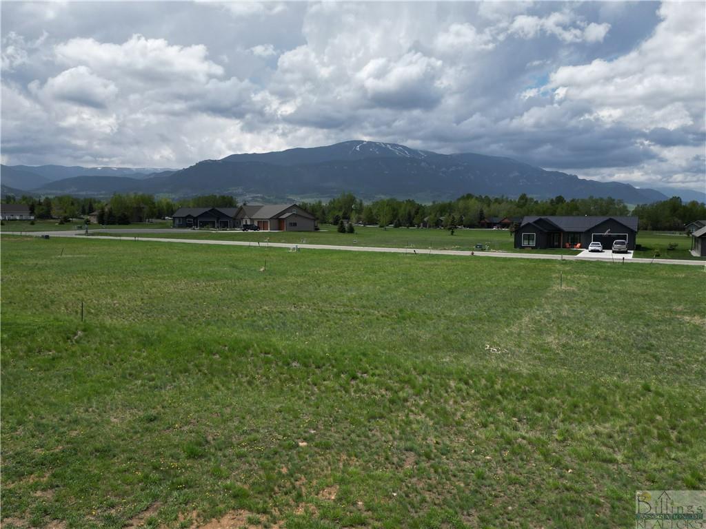 2140 Linderman Way, For Sale in Red Lodge Zoocasa