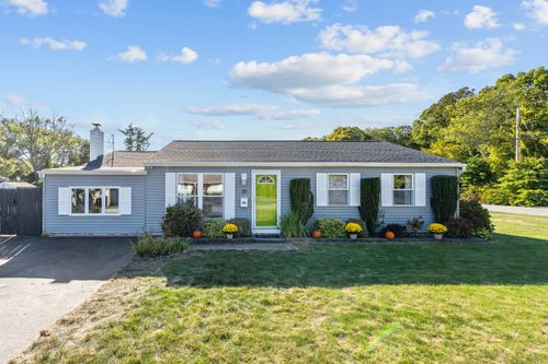 39 Meryl Ct, Groton, CT, 06340-4346 | Card Image
