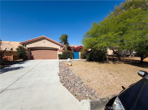 13387 Quinta Way, Desert Hot Springs, CA, 92240-6315 | Card Image