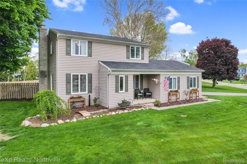 1929 Hopkins Dr, Wixom, MI, 48393-1237 | Card Image