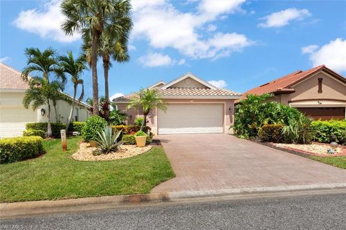 2091 Oxford Ridge Cir, LEHIGH ACRES, FL, 33973-6017 | Card Image