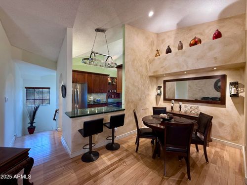 225-10301 N 70th St, Paradise Valley, AZ, 85253-1457 | Card Image