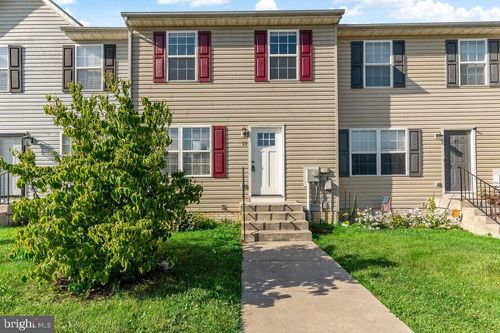 13 Sanford Dr, Bunker Hill, WV, 25413-4335 | Card Image