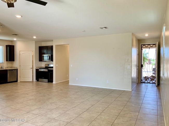 Great room area | Image 5