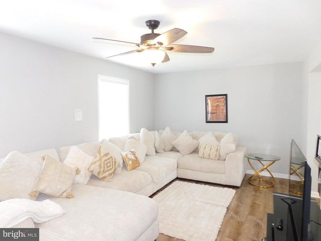 98 Crimson Ave, House other with 4 bedrooms, 3 bathrooms and null parking in TANEYTOWN MD | Image 4