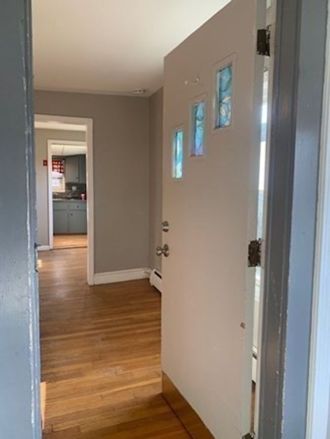 368 Ocean Grove Ave, House other with 2 bedrooms, 2 bathrooms and null parking in Swansea MA | Image 9