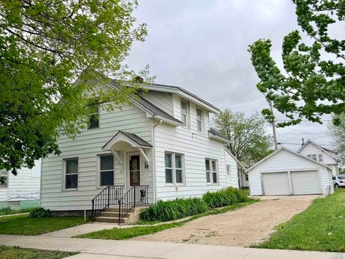 725 Erie St, Storm Lake, IA, 50588-1809 | Card Image