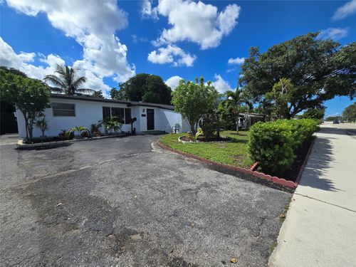 6138 Southgate Blvd, Margate, FL, 33068-1633 | Card Image