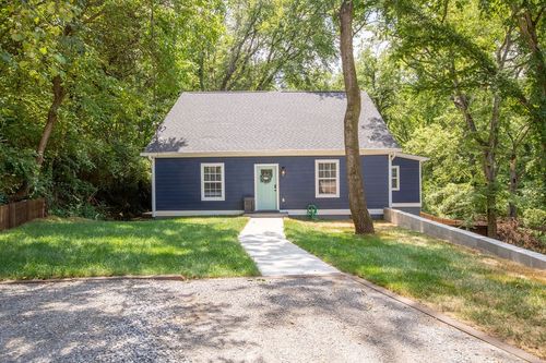 1021 College Ave, Nashville, TN, 37209-1566 | Card Image