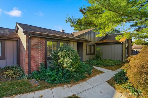 1462 Carriage Trace Blvd, Centerville, OH, 45459-2448 | Card Image