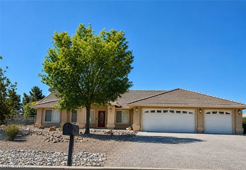61 Hickory St, Pahrump, NV, 89048 | Card Image