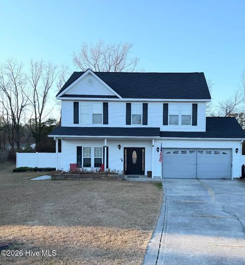 113 Marvin Glen Ct, Richlands, NC, 28574-8354 | Card Image