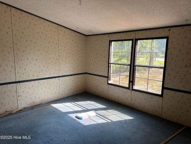 317 N Red Maple Ct, House other with 3 bedrooms, 2 bathrooms and null parking in Swansboro NC | Image 6