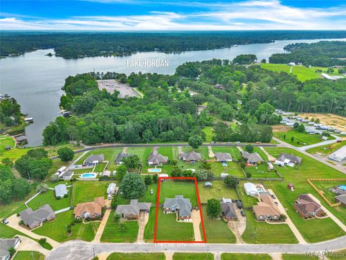 100 Susies Pl, Wetumpka, AL, 36092-7662 | Card Image