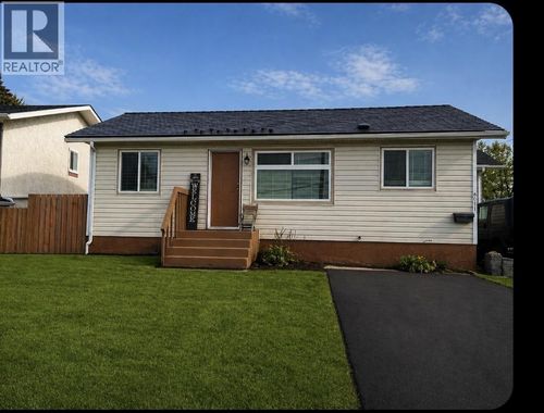 8511 98 Ave, Fort St John, BC, V1J1P6 | Card Image