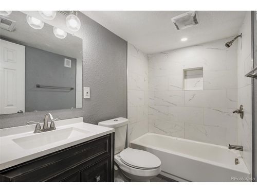 5355 Newton St, Denver, CO, 80221-7329 | Card Image