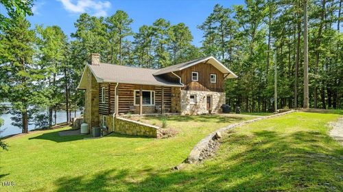 424 Roy Carver Road, Semora, NC, 27343 | Card Image