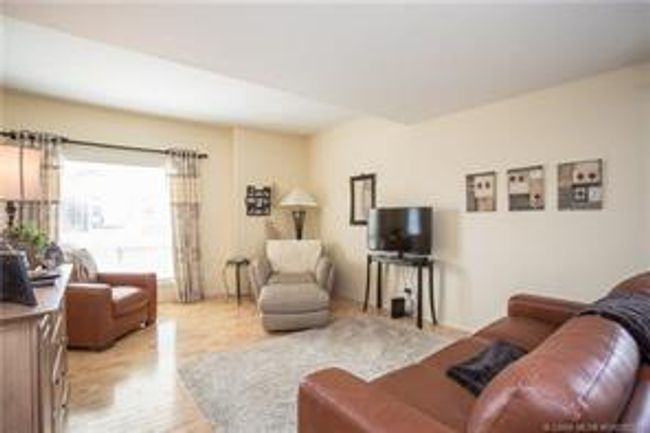 80 - 369 Inglewood Dr, Home with 4 bedrooms, 3 bathrooms and 2 parking in Red Deer AB | Image 3