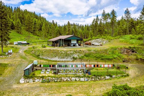 1631 Bonanza Hill Rd N, Evans, WA, 99126-9722 | Card Image