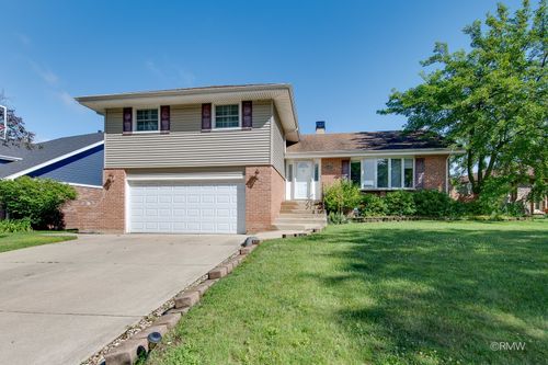 1233 N Hickory Trail, Addison, IL, 60101 | Card Image