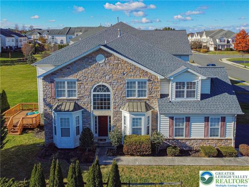 520 N 40th St, Allentown, PA, 18104-4558 | Card Image