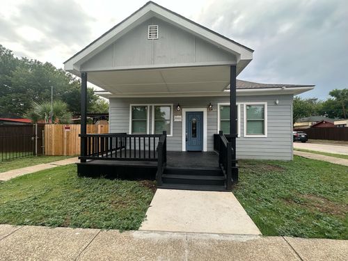 2000 May St, Fort Worth, TX, 76110-2103 | Card Image