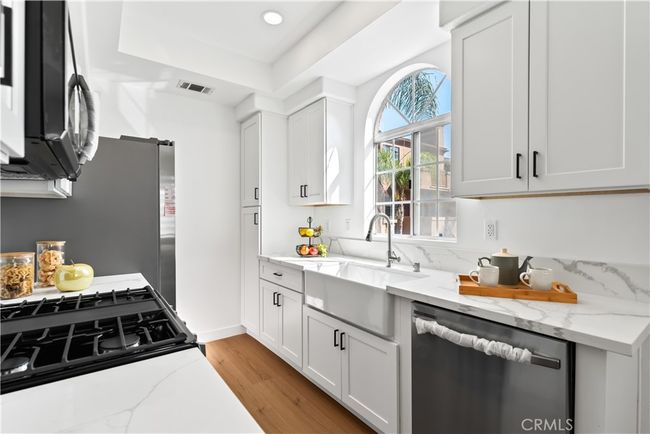 1 - 21836 S Vermont Ave, Condo with 3 bedrooms, 2 bathrooms and 2 parking in Torrance CA | Image 5