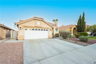 4834 High Creek Drive, House other with 3 bedrooms, 2 bathrooms and null parking in North Las Vegas NV | Image 1