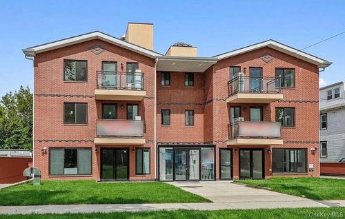 3c-214-11 35th, New York, NY, 11361 | Card Image