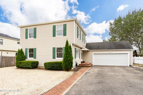 294 Jill Ct, Toms River, NJ, 08753-2483 | Card Image