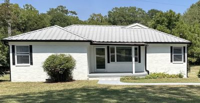 303 Lee Gordon Mill Road, House other with 3 bedrooms, 2 bathrooms and null parking in Chickamauga GA | Image 1