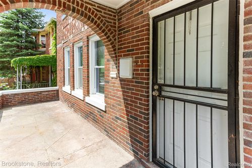 2964 Leslie St, Detroit, MI, 48238-3306 | Card Image